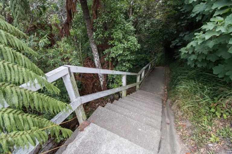 Photo of property in 49 Prospect Terrace, Johnsonville, Wellington, 6037