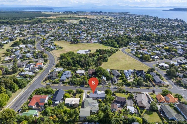Photo of property in 64 Chesham Avenue, Waipahihi, Taupo, 3330