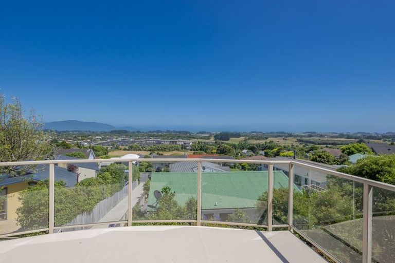 Photo of property in 115 Winara Avenue, Waikanae, 5036