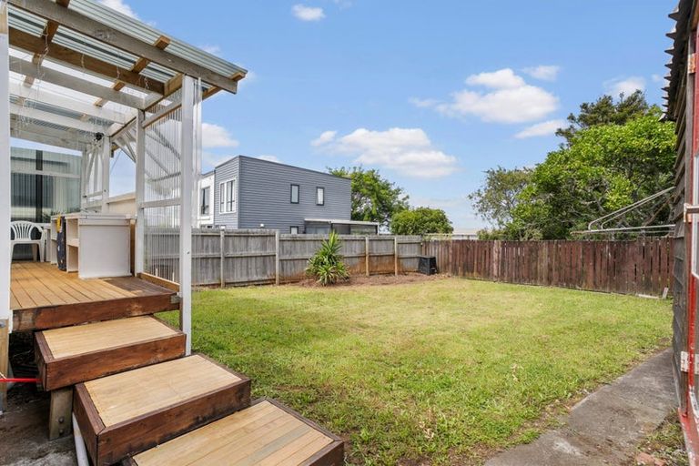 Photo of property in 186 Rangatira Road, Beach Haven, Auckland, 0626