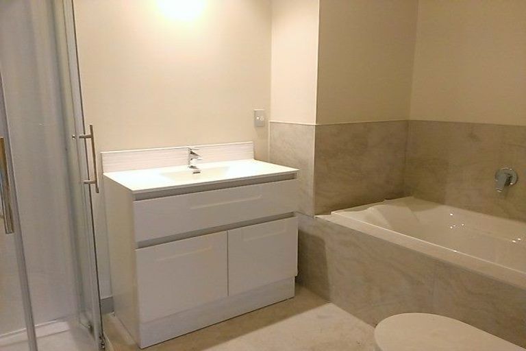 Photo of property in 203 Porchester Road, Takanini, 2112