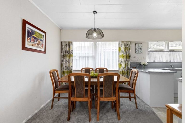 Photo of property in 18 Lakeside Drive, Pahurehure, Papakura, 2113