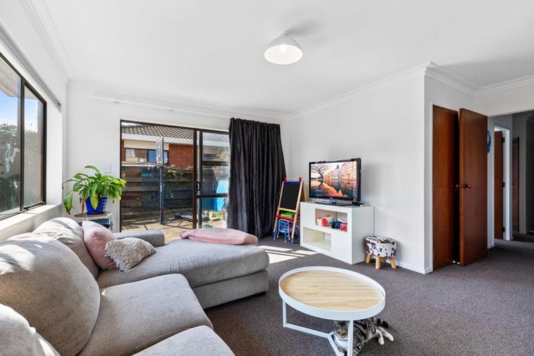 Photo of property in 1/77 Gloucester Road, Mount Maunganui, 3116