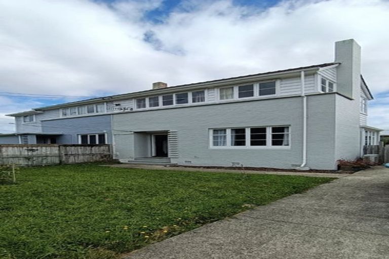 Photo of property in 227 Naenae Road, Naenae, Lower Hutt, 5011