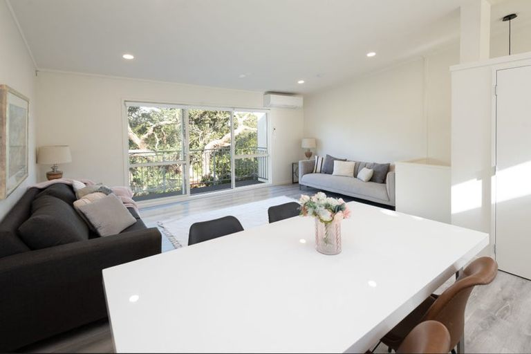 Photo of property in 23k Hendry Avenue, Hillsborough, Auckland, 1042