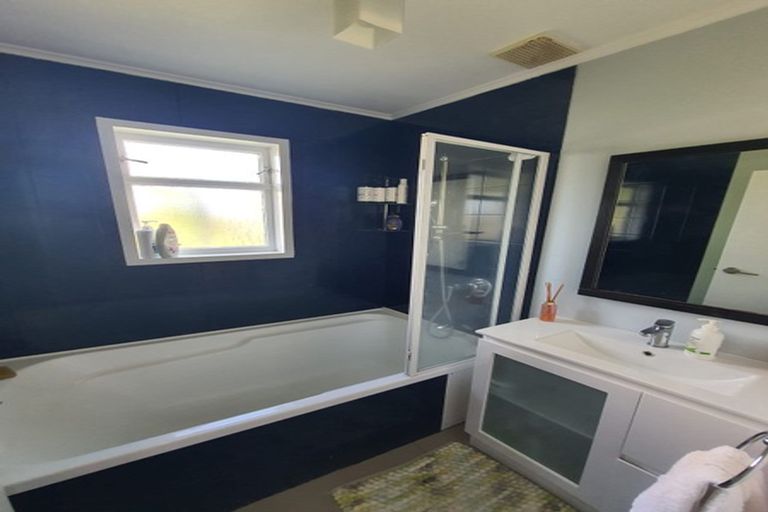 Photo of property in 45 Lomita Road, Johnsonville, Wellington, 6037