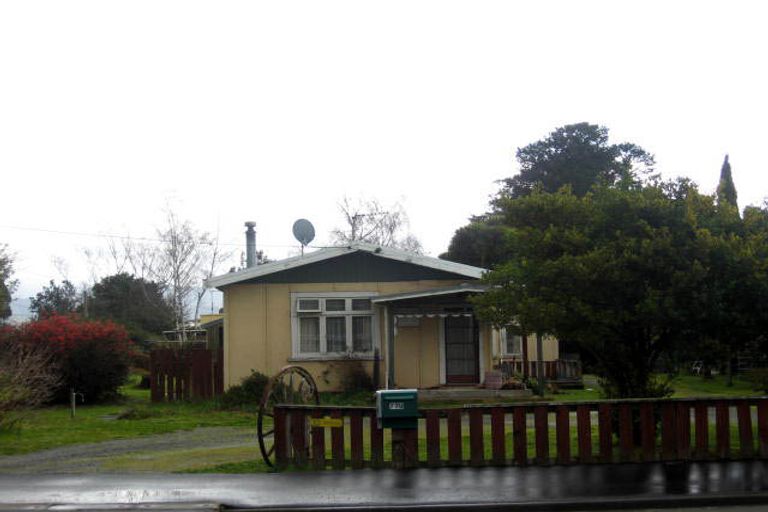 Photo of property in 279 High Street North, Carterton, 5713