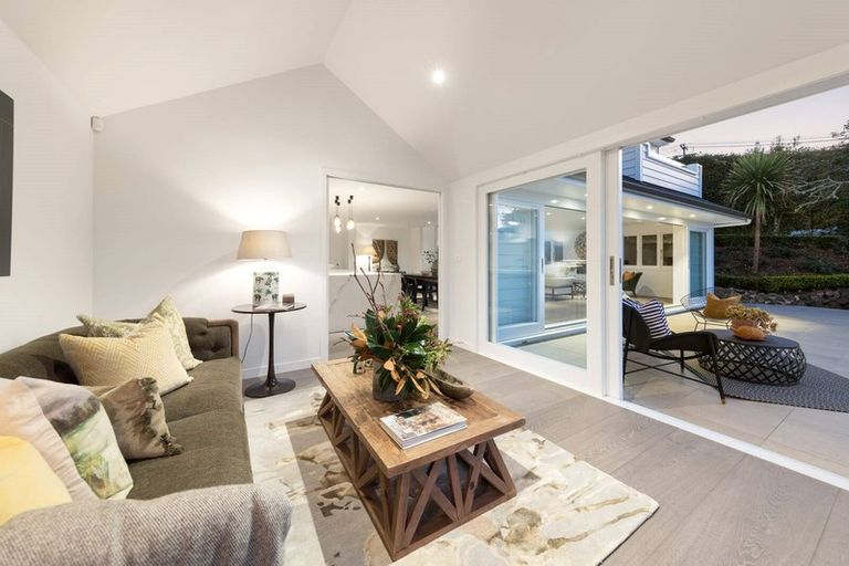 Photo of property in 15 Bongard Road, Mission Bay, Auckland, 1071