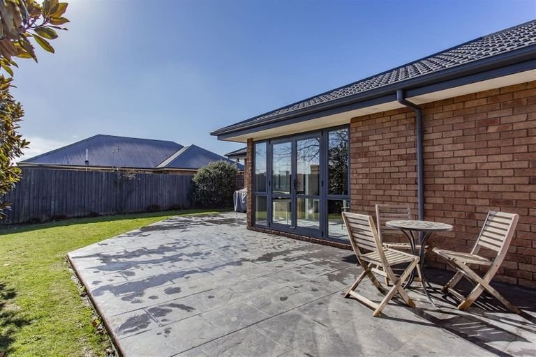 Photo of property in 16 Wyber Place, Kaiapoi, 7630