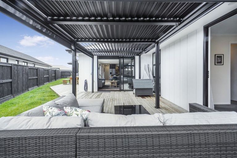 Photo of property in 13 Sydney Place, Flagstaff, Hamilton, 3210