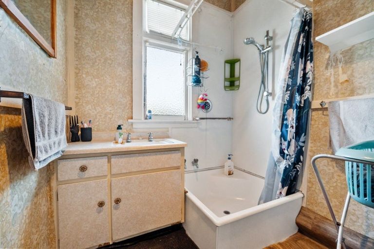 Photo of property in 3 Plunket Street, Omakau, 9376