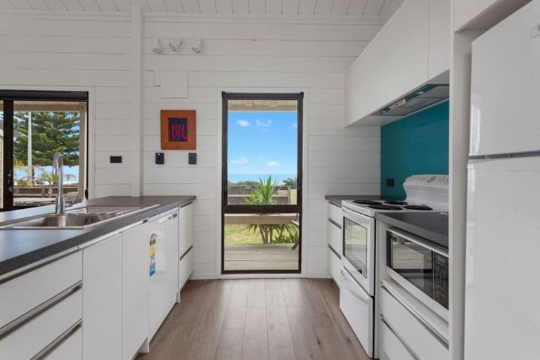 Photo of property in 174 Ocean Road, Ohope, 3121