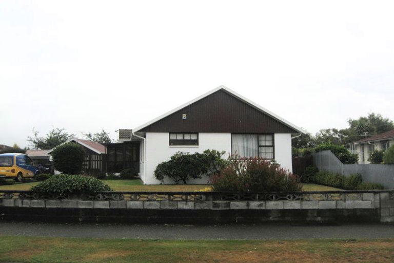 Photo of property in 48 Strathfield Avenue, Dallington, Christchurch, 8061