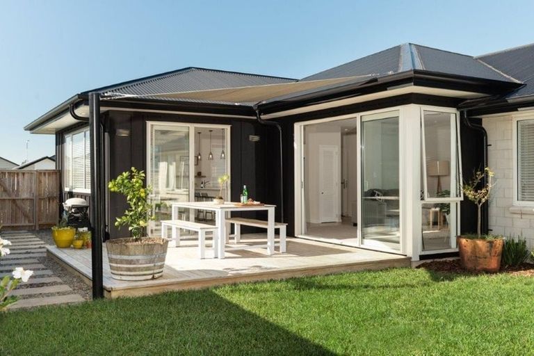 Photo of property in 91 Puhirake Crescent, Pyes Pa, Tauranga, 3112