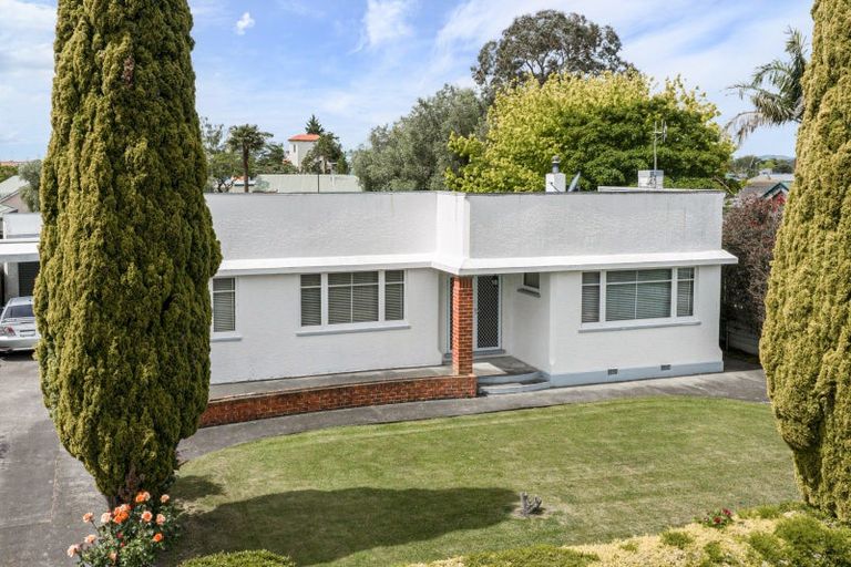 Photo of property in 408 Lyndon Road East, Hastings, 4122