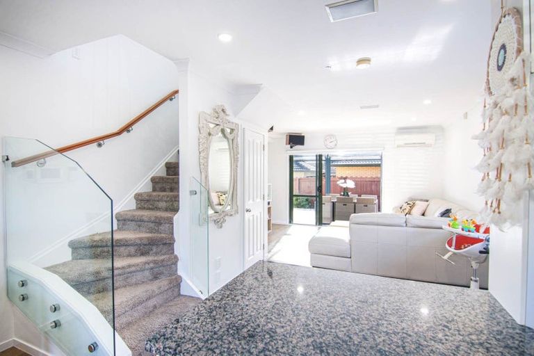 Photo of property in 7 Paloma Court, Hillpark, Auckland, 2102