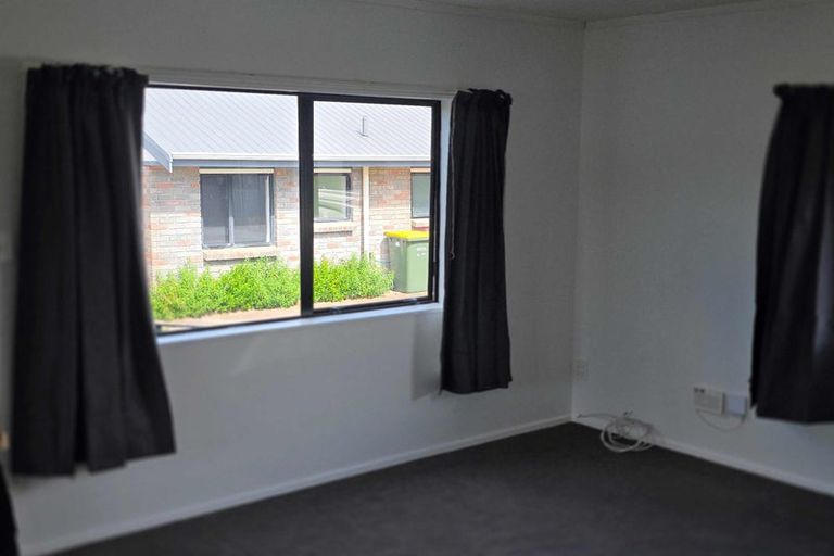 Photo of property in 3/15 Ronald Street, Strandon, New Plymouth, 4312