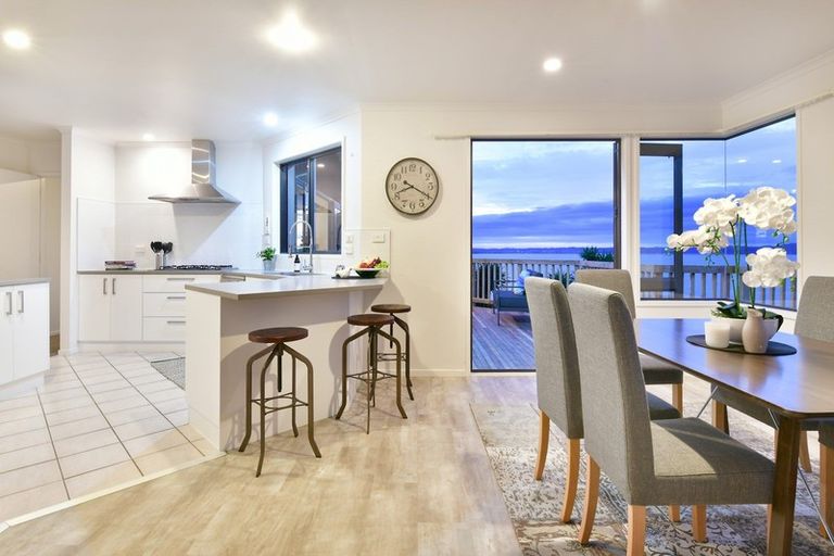 Photo of property in 21b Siesta Terrace, Gulf Harbour, Whangaparaoa, 0930