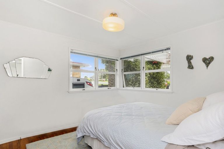 Photo of property in 15 Sutherland Avenue, Mount Maunganui, 3116