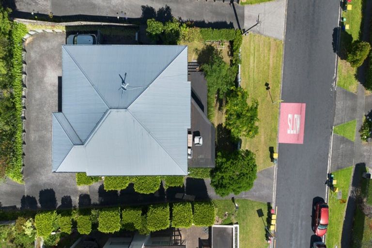 Photo of property in 1/60 Penzance Road, Mairangi Bay, Auckland, 0630