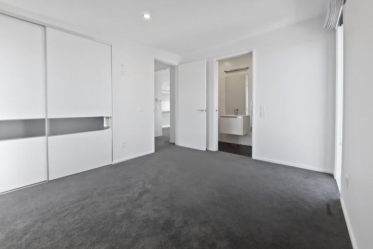 Photo of property in 4/275 Kilmore Street, Christchurch Central, Christchurch, 8011