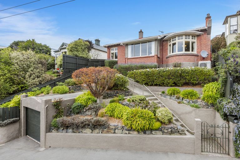 Photo of property in 17 Hawthorn Avenue, Mornington, Dunedin, 9011