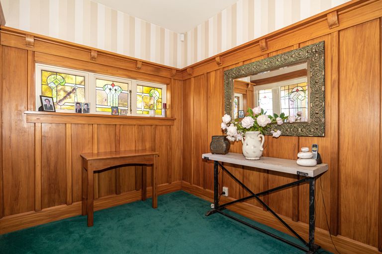 Photo of property in 3 Gibson Street, Seaview, Timaru, 7910