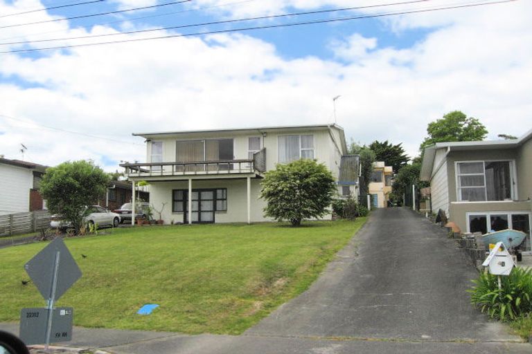 Photo of property in 2/4 South Avenue, Manly, Whangaparaoa, 0930