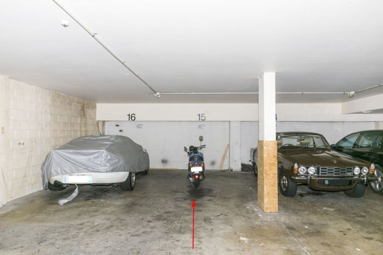 Photo of property in 2/5 Hopper Street, Mount Cook, Wellington, 6011