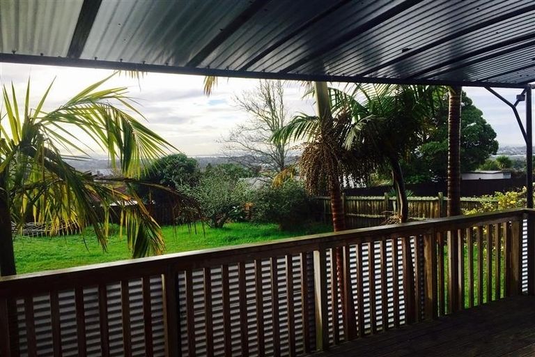 Photo of property in 8 Chorley Avenue, Massey, Auckland, 0614