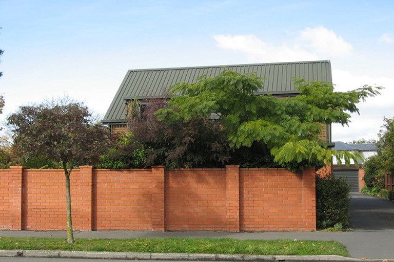 Photo of property in 16a Greers Road, Ilam, Christchurch, 8041