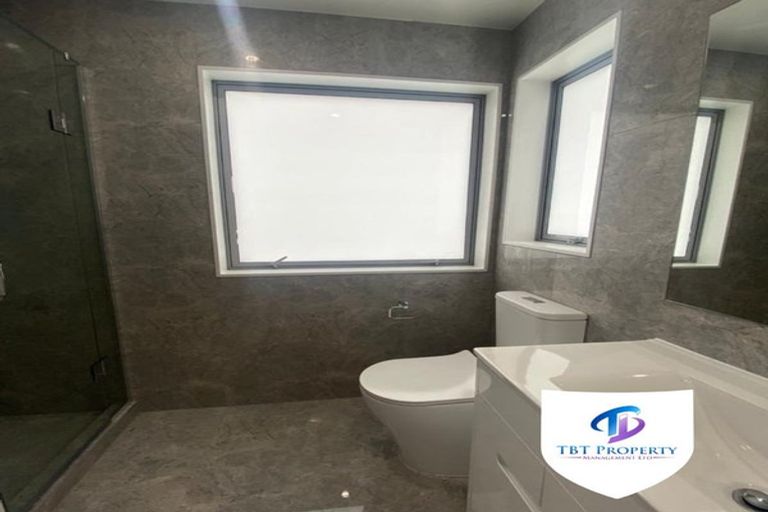 Photo of property in 10e Blossom Lane, Manurewa, Auckland, 2102