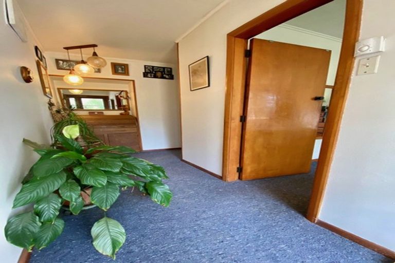 Photo of property in 12 Railway Road, Dunsandel, 7682