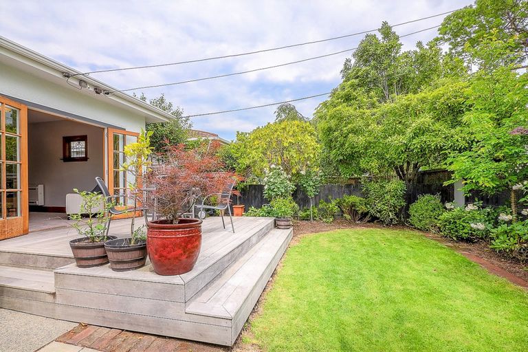 Photo of property in 150 Rose Street, Somerfield, Christchurch, 8024