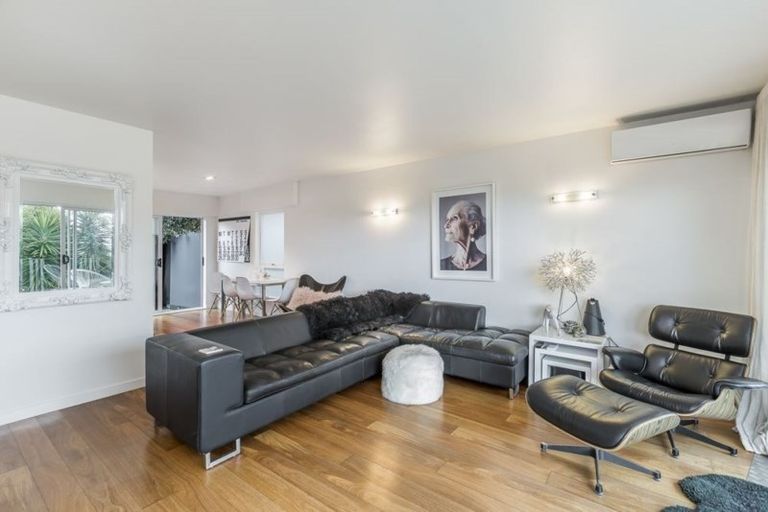 Photo of property in 2/14 Rangitira Avenue, Takapuna, Auckland, 0622