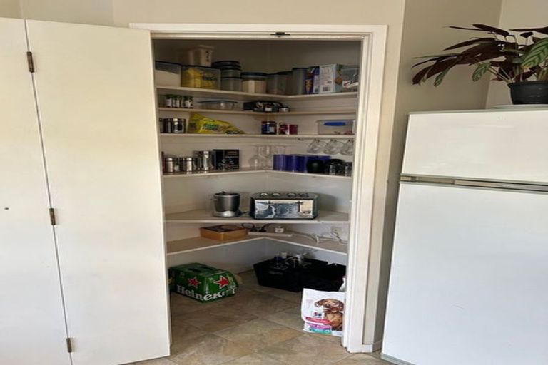 Photo of property in 1/9 Belmere Rise, Farm Cove, Auckland, 2012