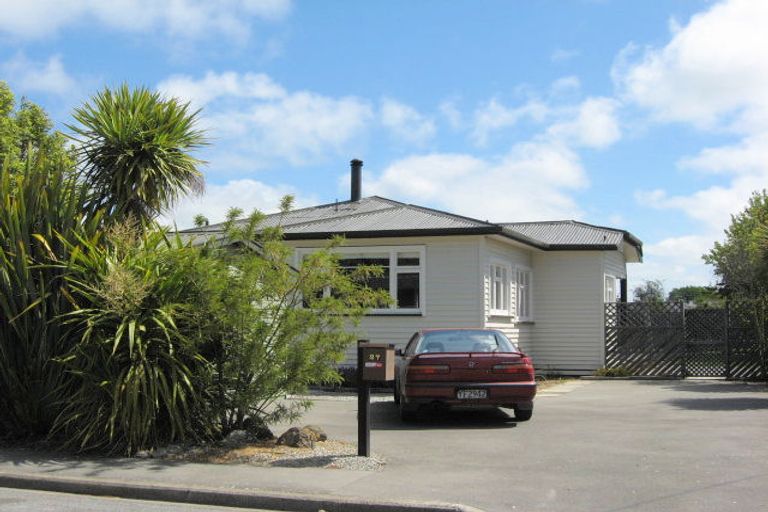 Photo of property in 27 Marshall Street, Rangiora, 7400