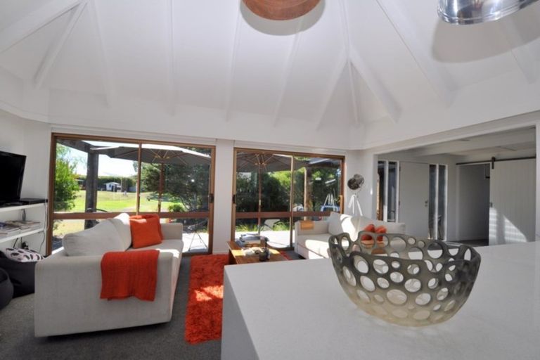 Photo of property in 15 Winderton Way, Pauanui, Hikuai, 3579