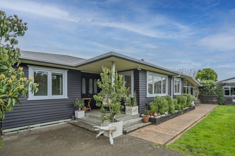 Photo of property in 14 Kenneth Avenue, Whitianga, 3510