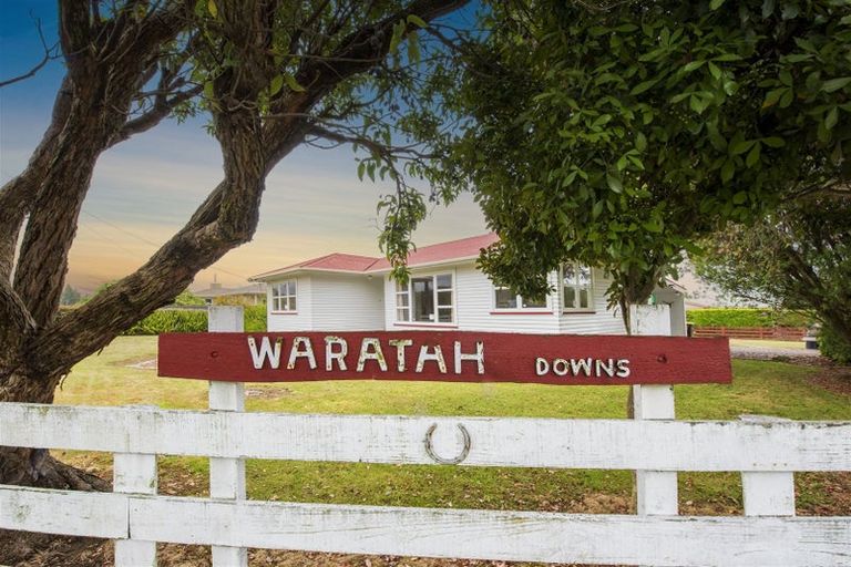 Photo of property in 1 Marsden Terrace, Ohau, Levin, 5570