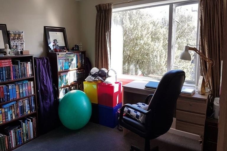 Photo of property in 15b Grove Road, Addington, Christchurch, 8024