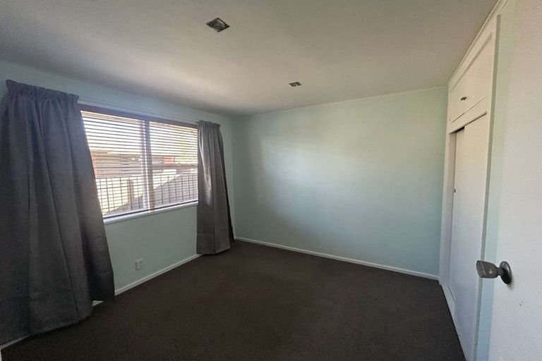 Photo of property in 1/23a Saunders Place, Redwood, Christchurch, 8051