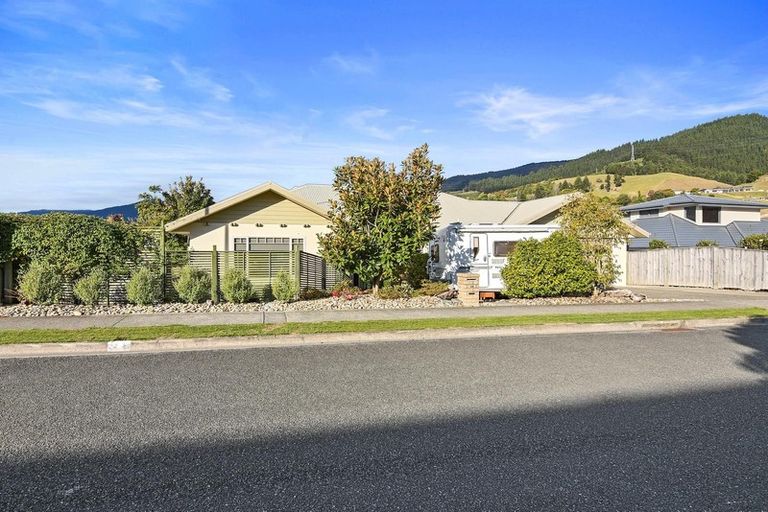 Photo of property in 66 Washbourn Drive, Richmond, 7020