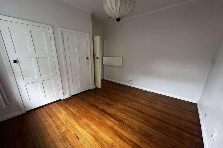 Photo of property in 83 Sunshine Avenue, Karori, Wellington, 6012