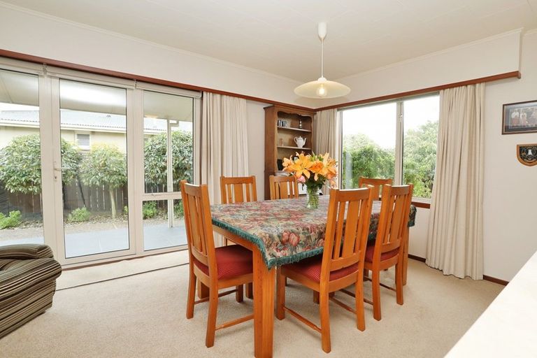 Photo of property in 60 Hillary Street, Winton, 9720