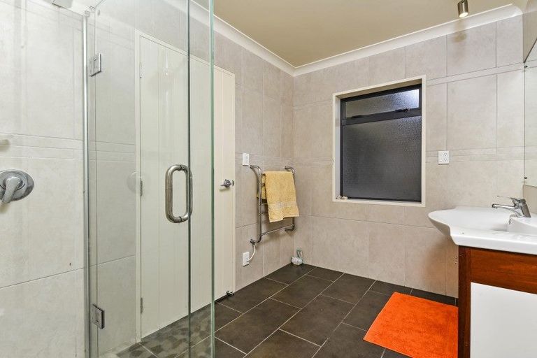 Photo of property in 1880 South Head Road, South Head, Helensville, 0874