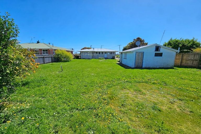 Photo of property in 42 Bartholomew Road, Levin, 5510