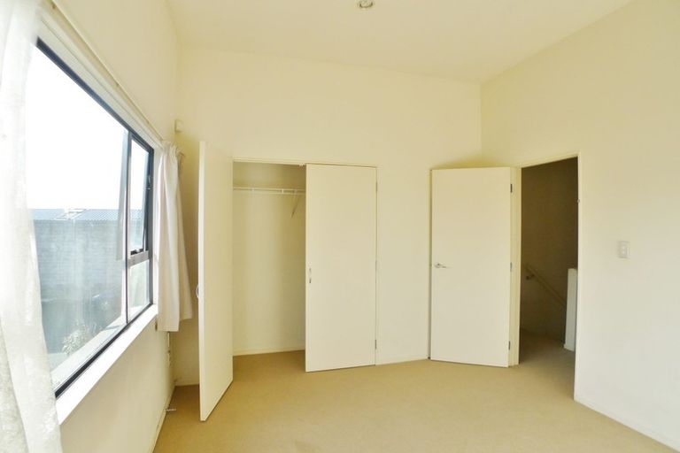 Photo of property in 5e Dryden Place, Mount Wellington, Auckland, 1051