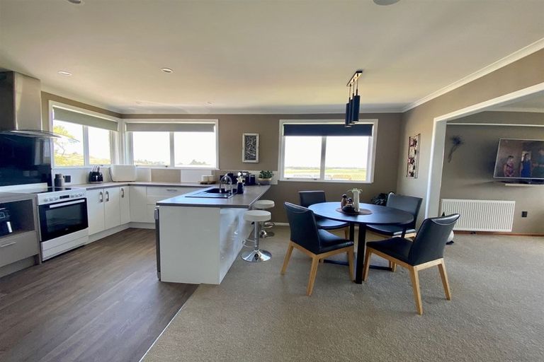 Photo of property in 17 Saint Andrew Place, Balclutha, 9230