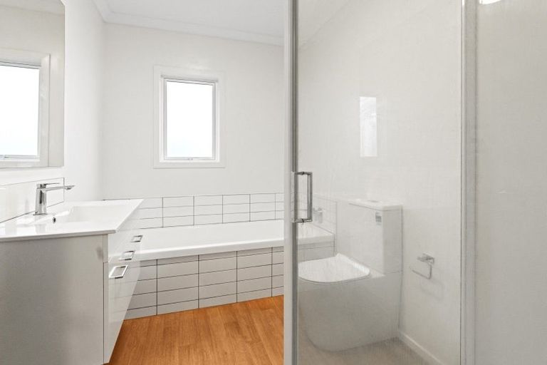 Photo of property in 95 Bartholomew Road, Levin, 5510